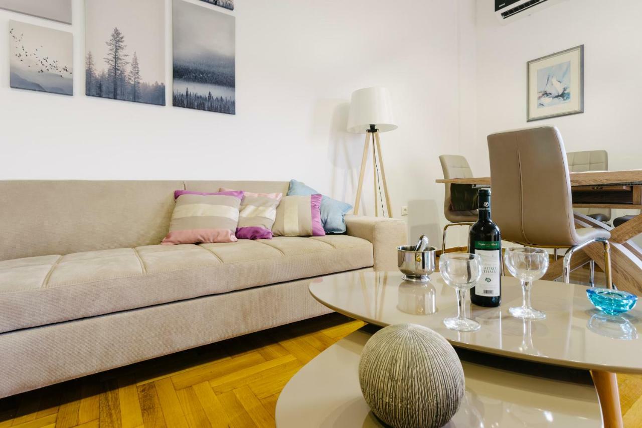 Bright 2 Bedrooms Apt. In The Heart Of Athens W Stunning Views To Acropolis المظهر الخارجي الصورة