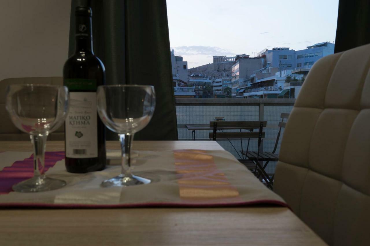 Bright 2 Bedrooms Apt. In The Heart Of Athens W Stunning Views To Acropolis المظهر الخارجي الصورة