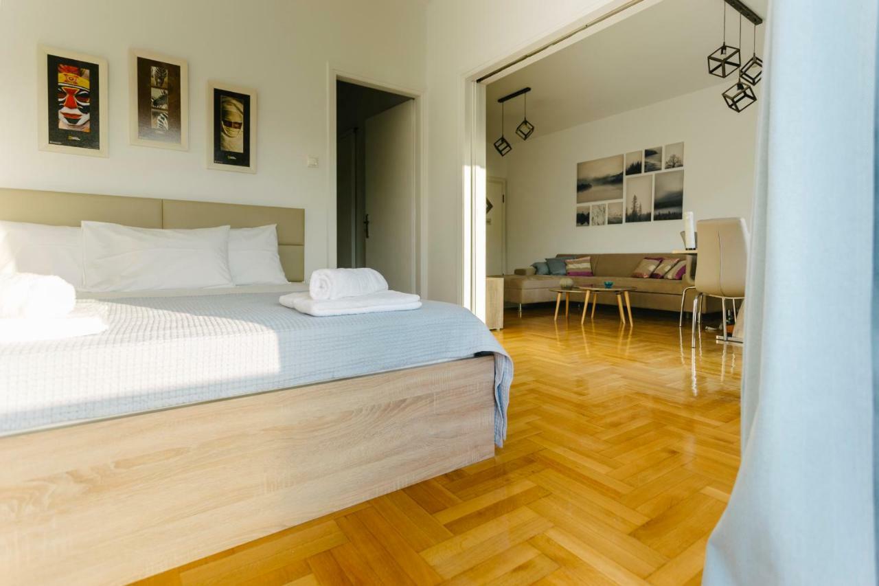 Bright 2 Bedrooms Apt. In The Heart Of Athens W Stunning Views To Acropolis المظهر الخارجي الصورة
